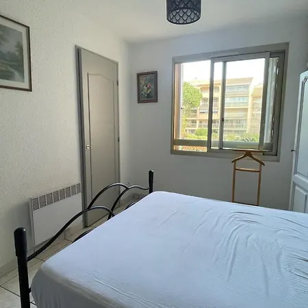 Cozy Cocoon With Balcony And Pool Apartamento Sainte-Maxime